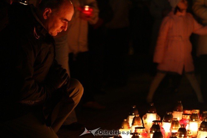 Rocznica śmierci Jana Pawła II (02.04.2011) - zdjęcie #9 - eOstroleka.pl