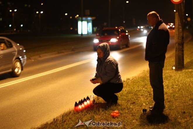 Rocznica śmierci Jana Pawła II (02.04.2011) - zdjęcie #5 - eOstroleka.pl