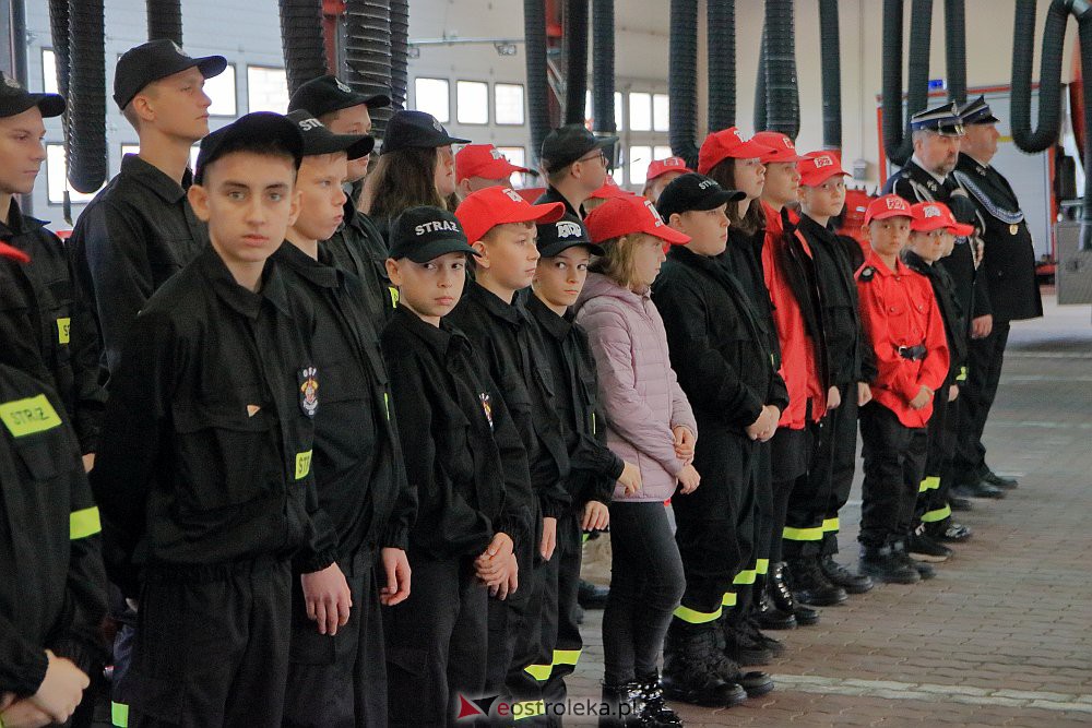 Zastrzyk gotówki dla młodzieżowych drużyn pożarniczych [07.11.2022] - zdjęcie #4 - eOstroleka.pl