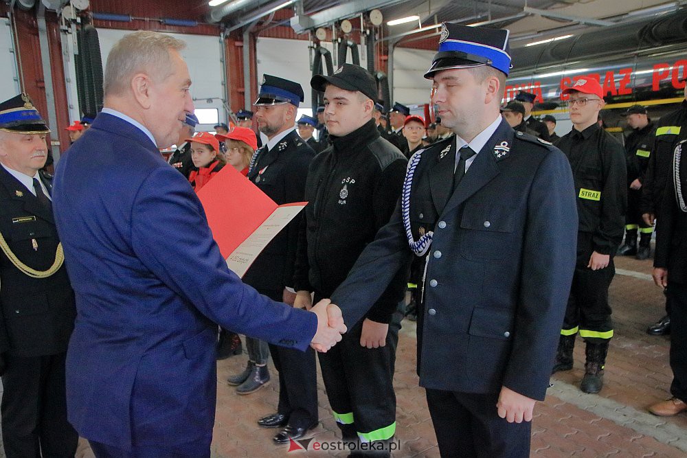 Zastrzyk gotówki dla młodzieżowych drużyn pożarniczych [07.11.2022] - zdjęcie #41 - eOstroleka.pl