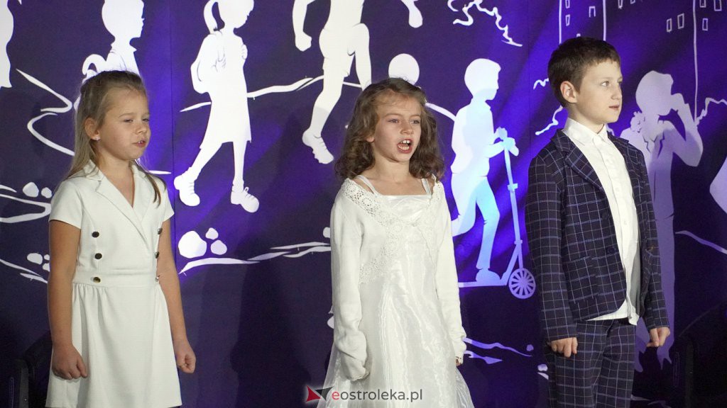 30 lat Szkoły Podstawowej nr 10 [7.11.2022] - zdjęcie #38 - eOstroleka.pl