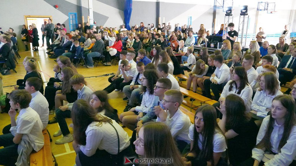 30 lat Szkoły Podstawowej nr 10 [7.11.2022] - zdjęcie #26 - eOstroleka.pl