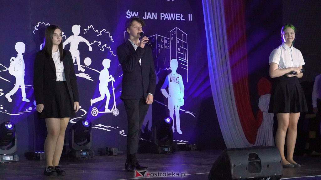 30 lat Szkoły Podstawowej nr 10 [7.11.2022] - zdjęcie #18 - eOstroleka.pl