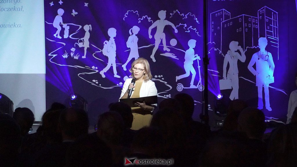 30 lat Szkoły Podstawowej nr 10 [7.11.2022] - zdjęcie #13 - eOstroleka.pl