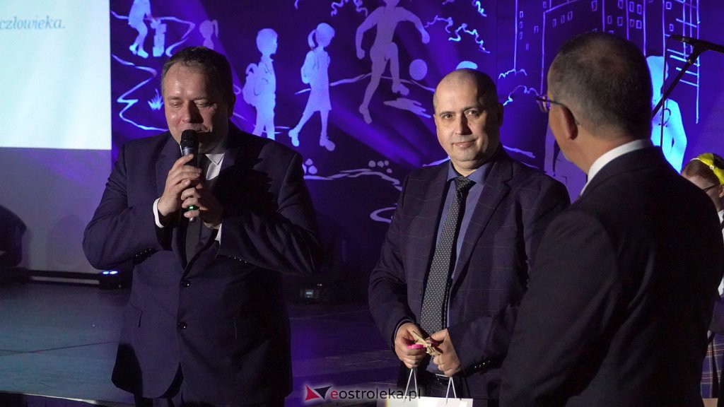 30 lat Szkoły Podstawowej nr 10 [7.11.2022] - zdjęcie #8 - eOstroleka.pl