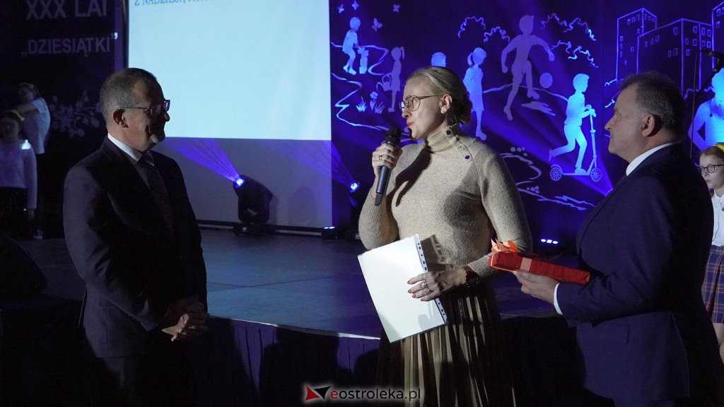 30 lat Szkoły Podstawowej nr 10 [7.11.2022] - zdjęcie #7 - eOstroleka.pl