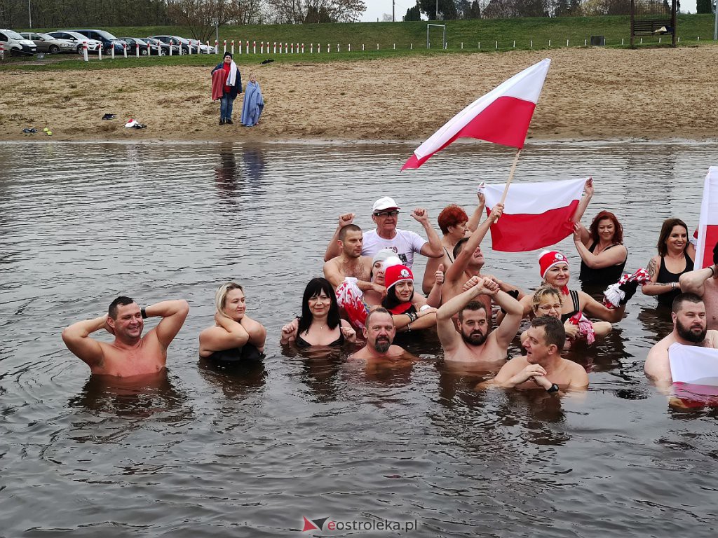 Morsowanie z flagą [11.11.2022] - zdjęcie #14 - eOstroleka.pl