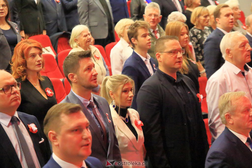 70. uroczysta sesja Rady Miasta w Ostrołęce [11.11.2022] - zdjęcie #15 - eOstroleka.pl