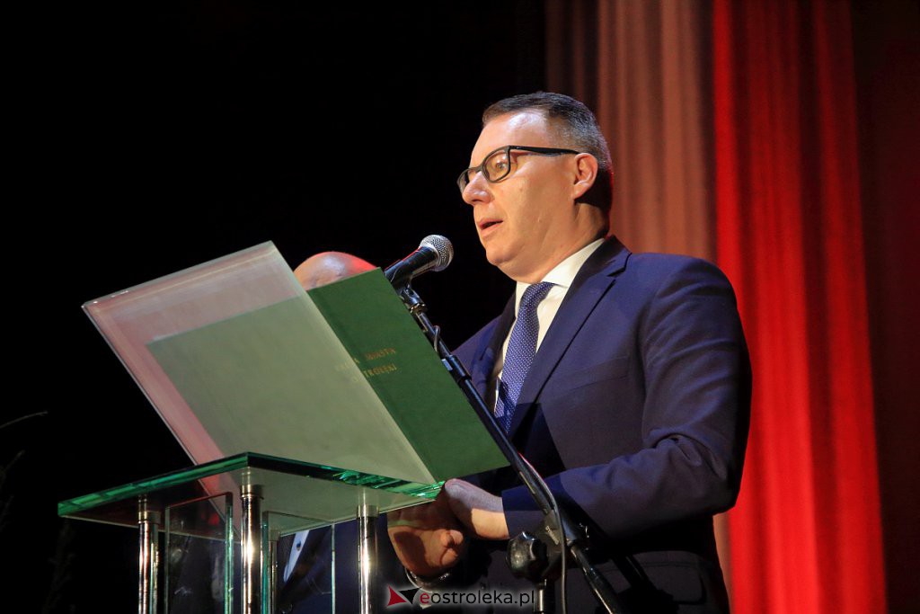 70. uroczysta sesja Rady Miasta w Ostrołęce [11.11.2022] - zdjęcie #86 - eOstroleka.pl