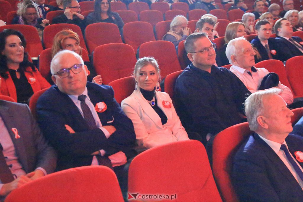 70. uroczysta sesja Rady Miasta w Ostrołęce [11.11.2022] - zdjęcie #74 - eOstroleka.pl