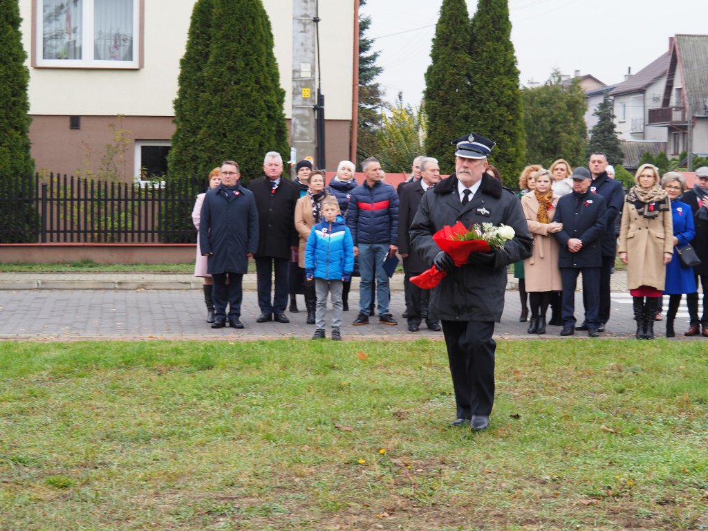 Święto Niepodległość w Olszewie-Borkach  - zdjęcie #18 - eOstroleka.pl