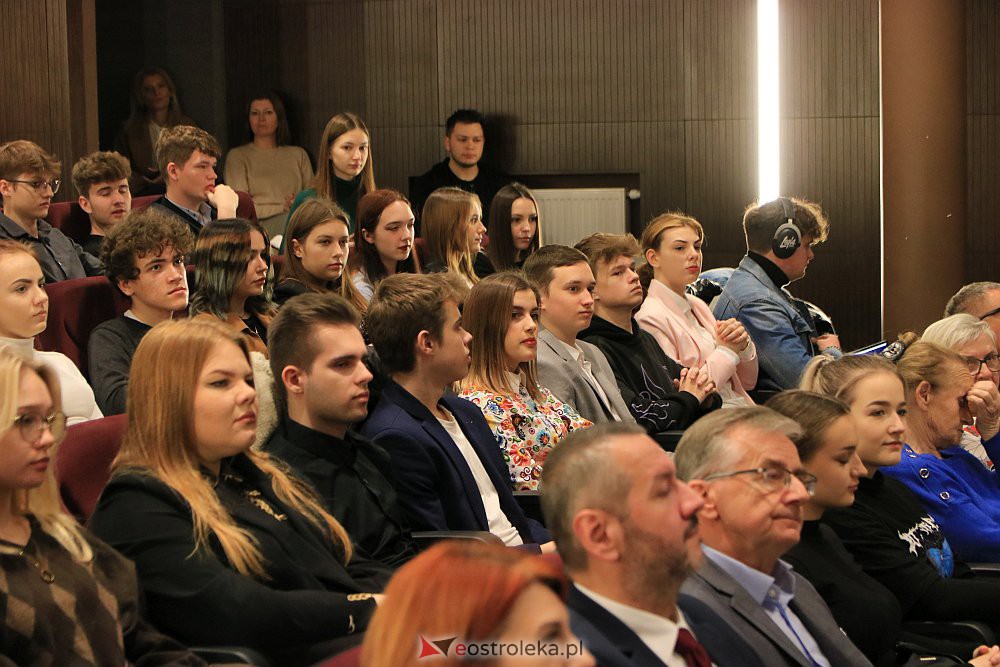 I Ostrołęcki Festiwal Filmów Młodzieżowych OFFM 2022 [14.11.2022] - zdjęcie #103 - eOstroleka.pl