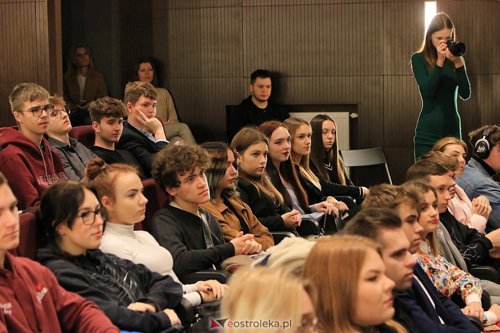 I Ostrołęcki Festiwal Filmów Młodzieżowych OFFM 2022 [14.11.2022] - zdjęcie #100 - eOstroleka.pl