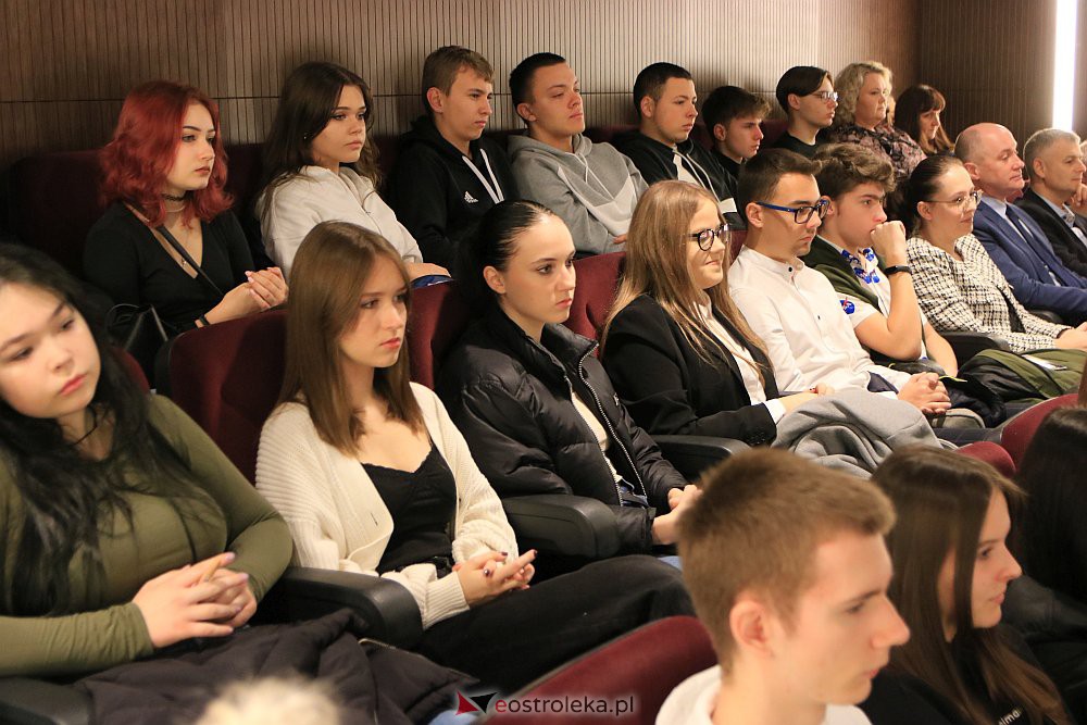 I Ostrołęcki Festiwal Filmów Młodzieżowych OFFM 2022 [14.11.2022] - zdjęcie #82 - eOstroleka.pl