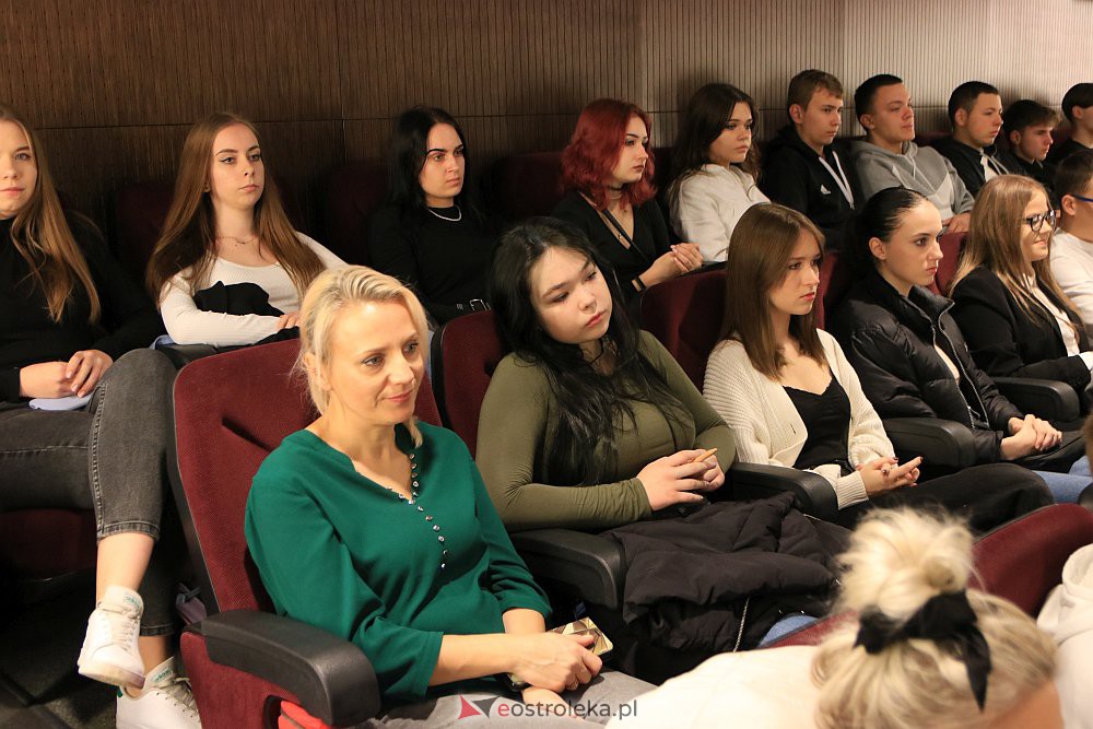 I Ostrołęcki Festiwal Filmów Młodzieżowych OFFM 2022 [14.11.2022] - zdjęcie #81 - eOstroleka.pl