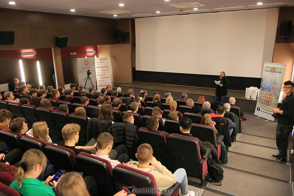 I Ostrołęcki Festiwal Filmów Młodzieżowych OFFM 2022 [14.11.2022] - zdjęcie #36 - eOstroleka.pl