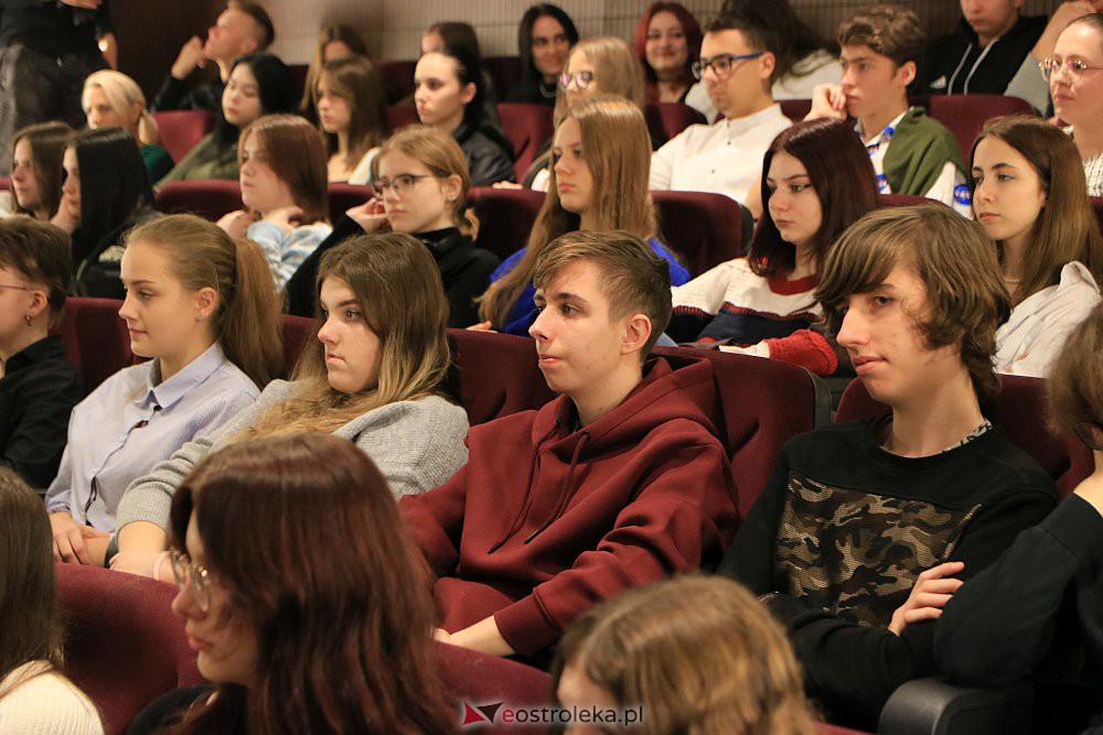 I Ostrołęcki Festiwal Filmów Młodzieżowych OFFM 2022 [14.11.2022] - zdjęcie #59 - eOstroleka.pl
