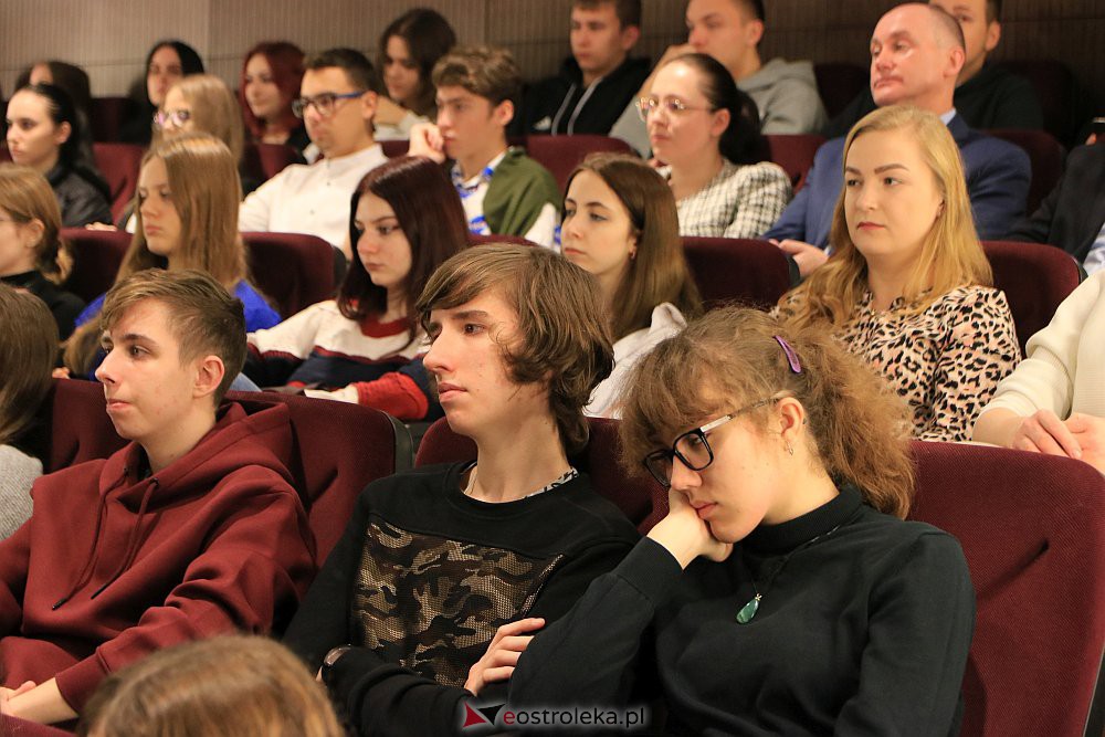 I Ostrołęcki Festiwal Filmów Młodzieżowych OFFM 2022 [14.11.2022] - zdjęcie #54 - eOstroleka.pl