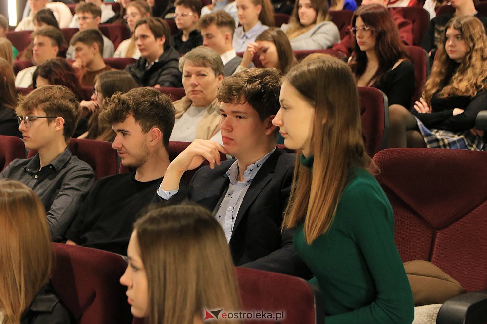 I Ostrołęcki Festiwal Filmów Młodzieżowych OFFM 2022 [14.11.2022] - zdjęcie #52 - eOstroleka.pl