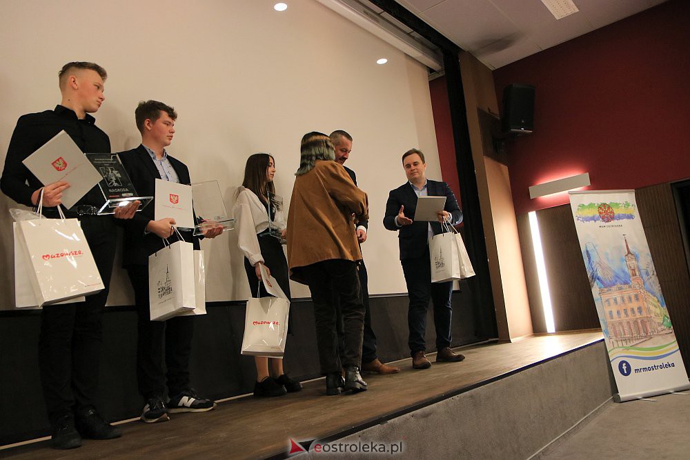 I Ostrołęcki Festiwal Filmów Młodzieżowych OFFM 2022 [14.11.2022] - zdjęcie #17 - eOstroleka.pl