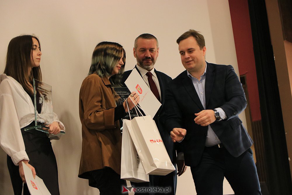 I Ostrołęcki Festiwal Filmów Młodzieżowych OFFM 2022 [14.11.2022] - zdjęcie #15 - eOstroleka.pl