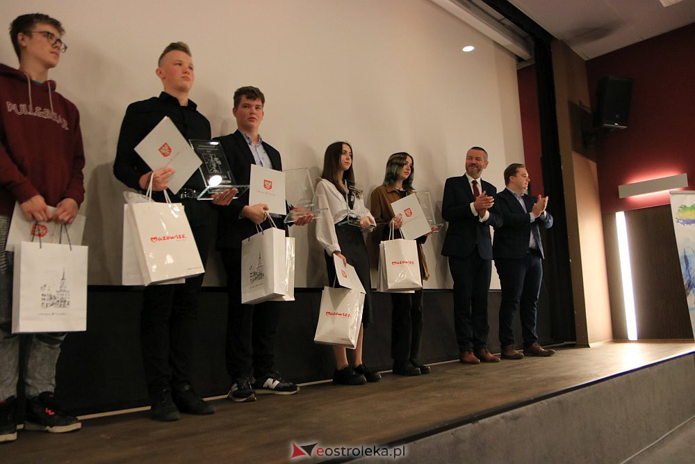 I Ostrołęcki Festiwal Filmów Młodzieżowych OFFM 2022 [14.11.2022] - zdjęcie #12 - eOstroleka.pl