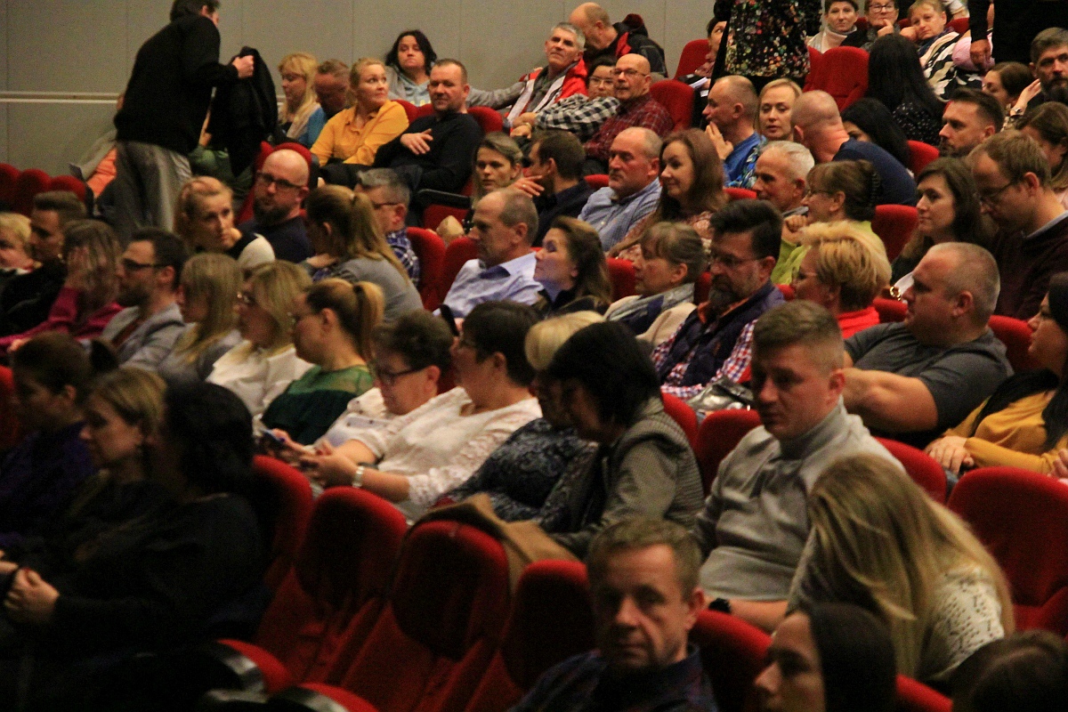Cudowna Terapia - komedia terapeutyczna w OCK [14.11.2022] - zdjęcie #28 - eOstroleka.pl