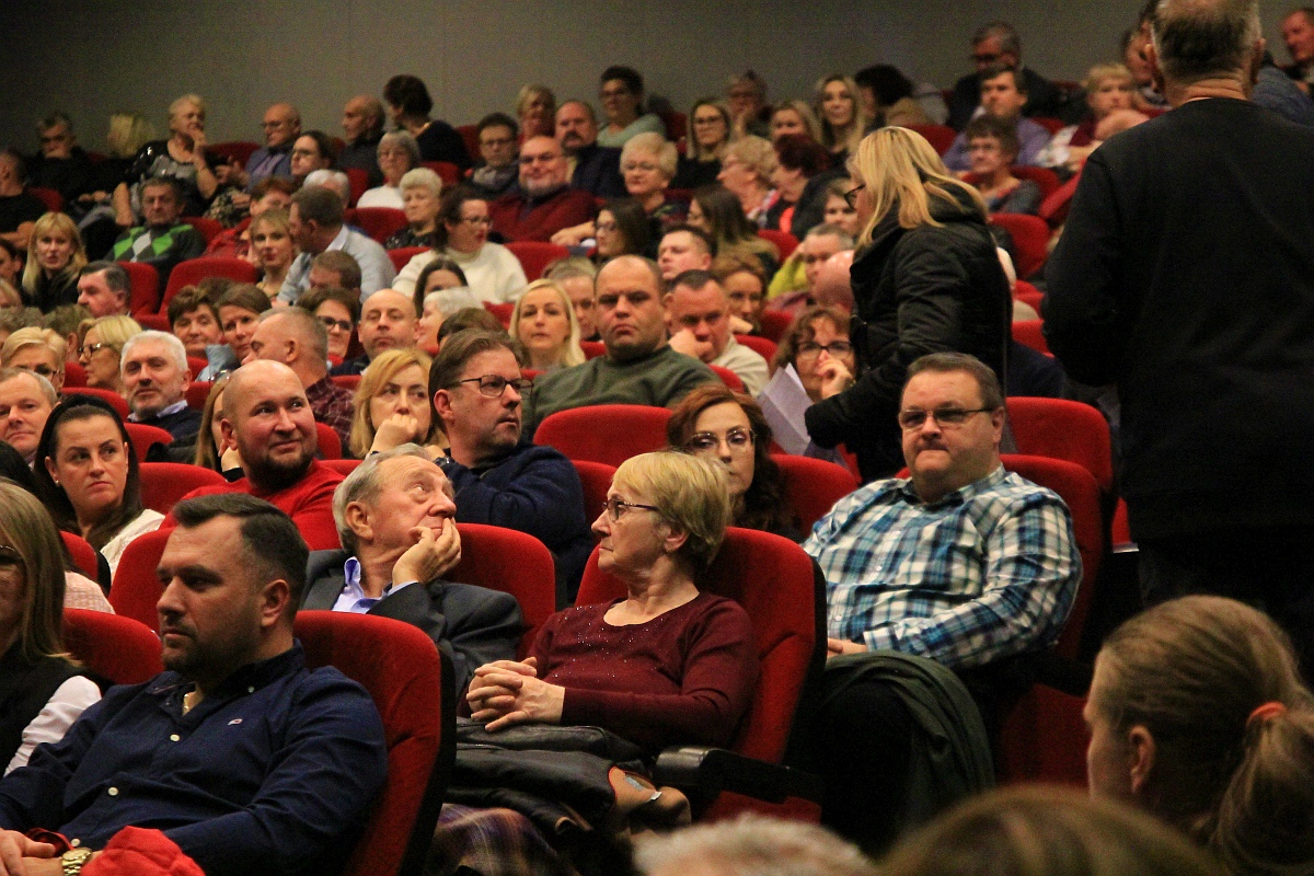 Cudowna Terapia - komedia terapeutyczna w OCK [14.11.2022] - zdjęcie #25 - eOstroleka.pl
