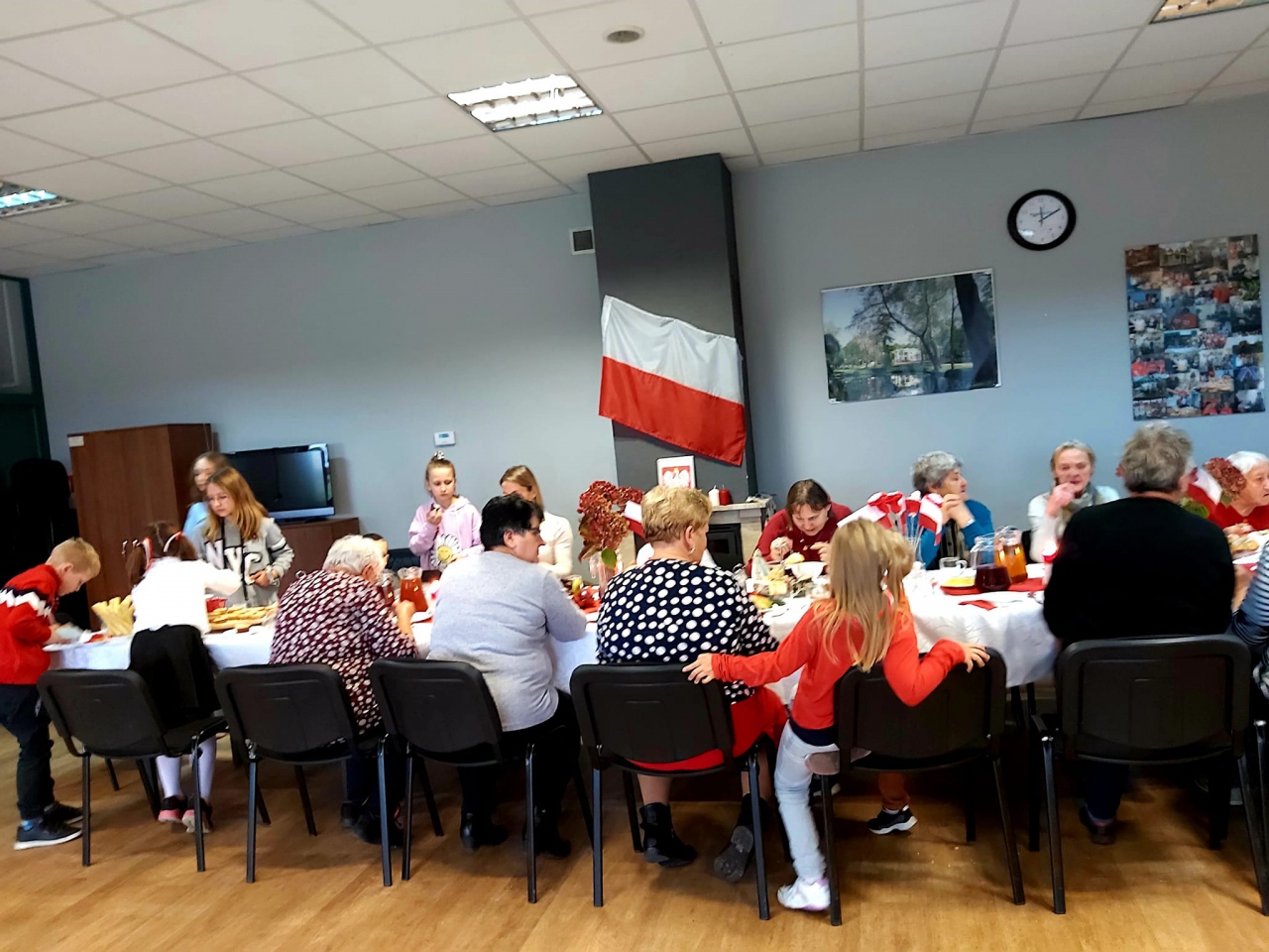 Święto Niepodległości z KGW w Brzeźnie - zdjęcie #55 - eOstroleka.pl