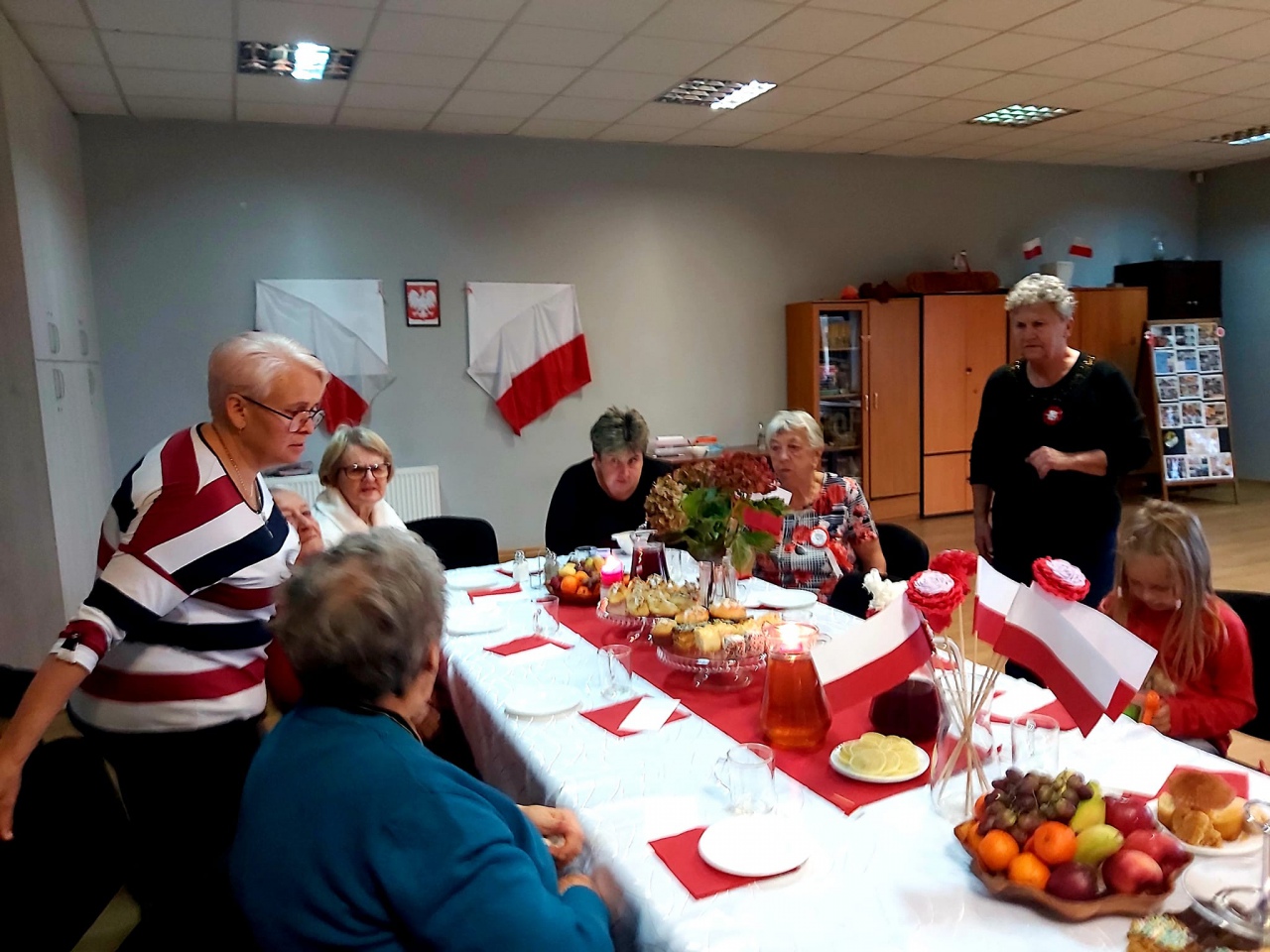 Święto Niepodległości z KGW w Brzeźnie - zdjęcie #48 - eOstroleka.pl