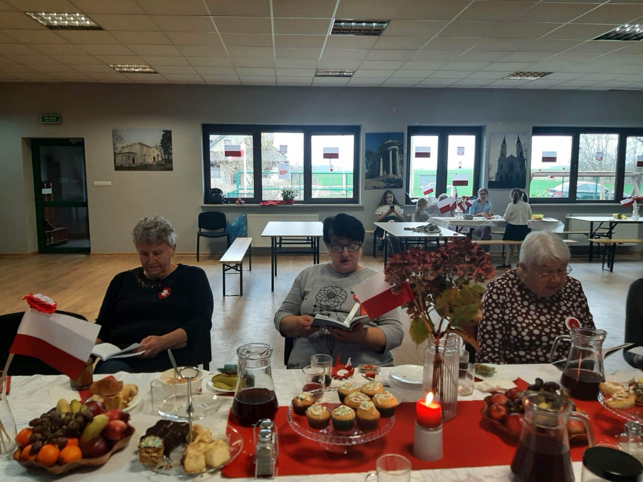 Święto Niepodległości z KGW w Brzeźnie - zdjęcie #42 - eOstroleka.pl
