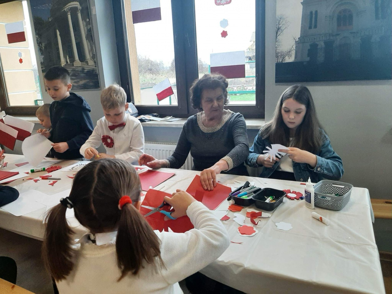 Święto Niepodległości z KGW w Brzeźnie - zdjęcie #1 - eOstroleka.pl