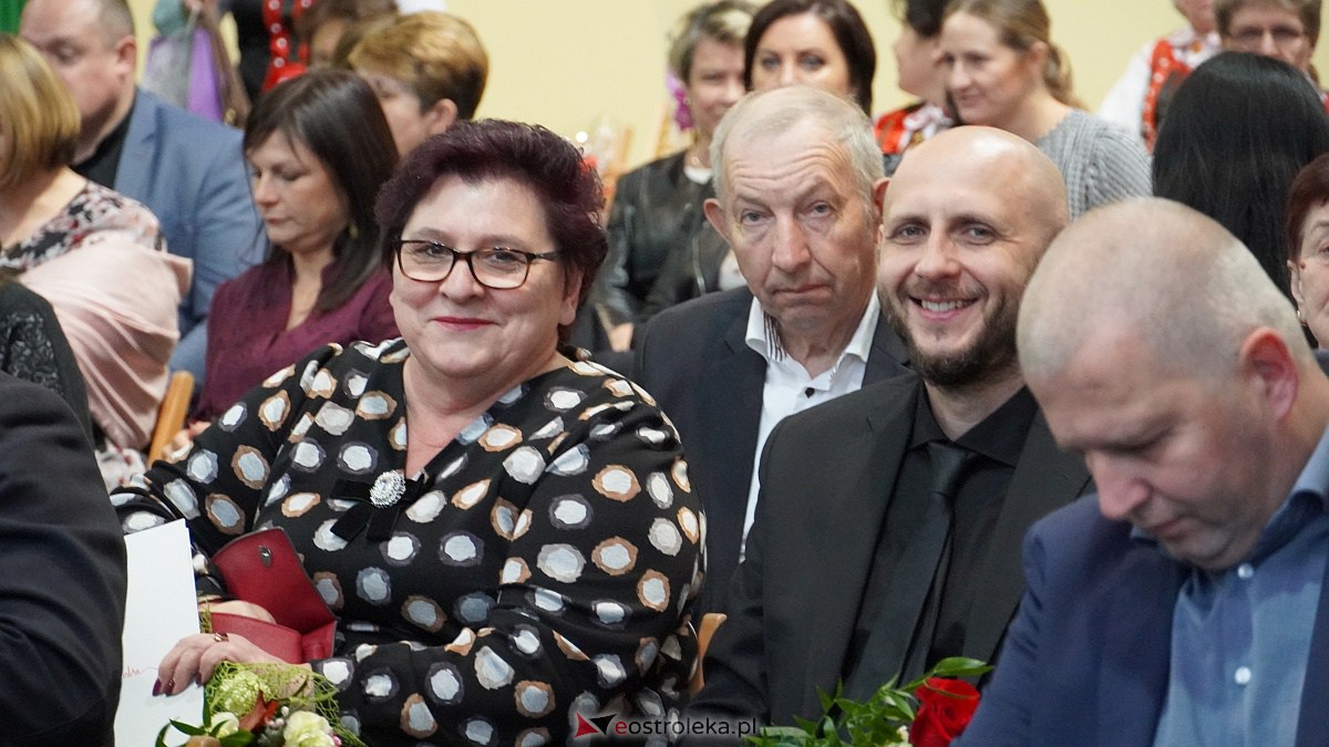 Jubileusz 65-lecia pracy twórczej Czesławy Kaczyńskiej [15.11.2022] - zdjęcie #52 - eOstroleka.pl