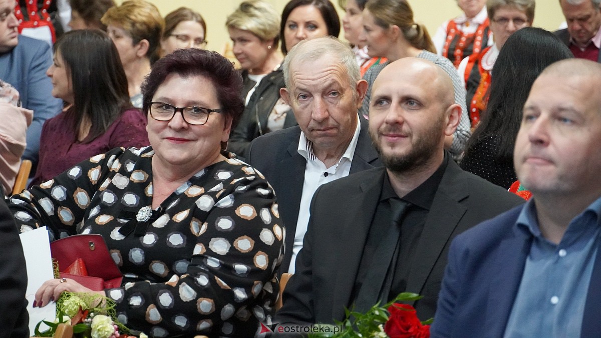 Jubileusz 65-lecia pracy twórczej Czesławy Kaczyńskiej [15.11.2022] - zdjęcie #51 - eOstroleka.pl