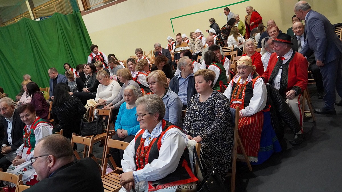 Jubileusz 65-lecia pracy twórczej Czesławy Kaczyńskiej [15.11.2022] - zdjęcie #48 - eOstroleka.pl