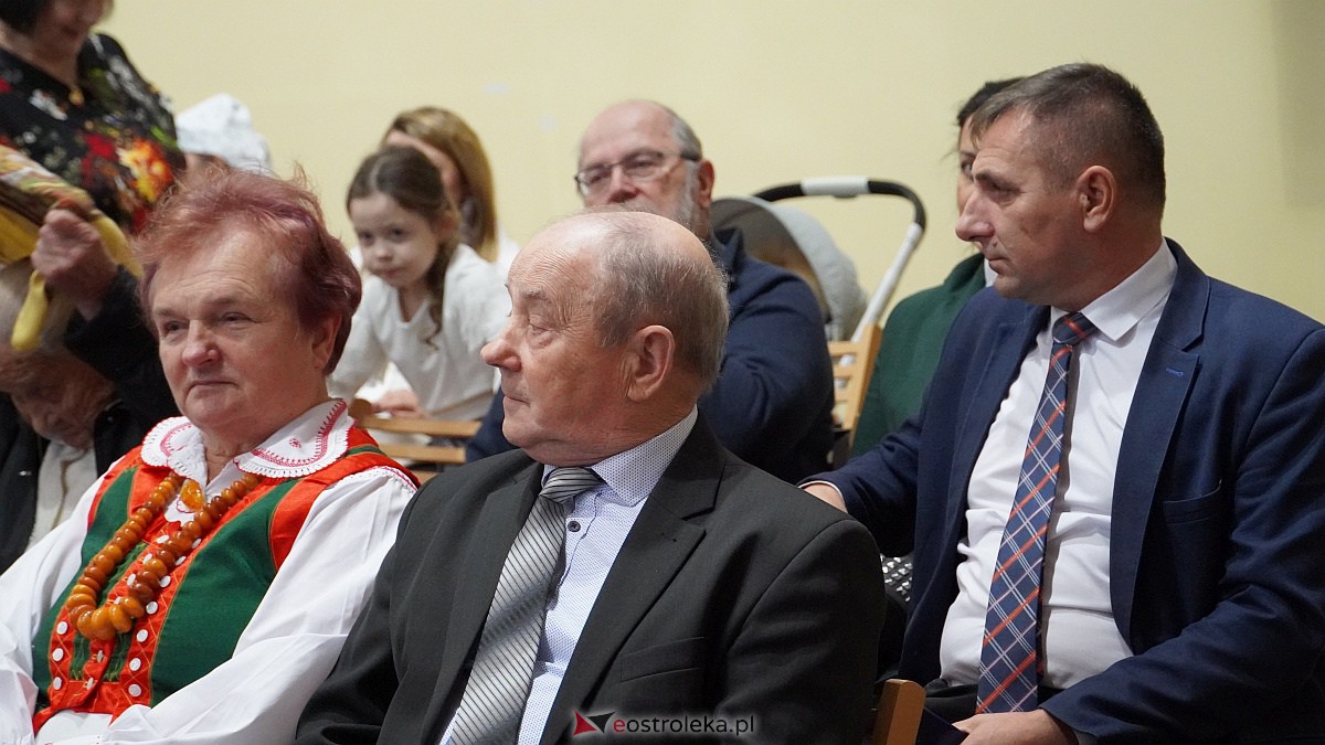 Jubileusz 65-lecia pracy twórczej Czesławy Kaczyńskiej [15.11.2022] - zdjęcie #45 - eOstroleka.pl