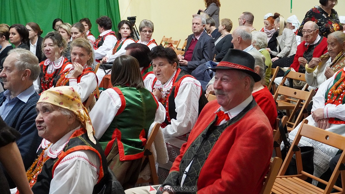 Jubileusz 65-lecia pracy twórczej Czesławy Kaczyńskiej [15.11.2022] - zdjęcie #44 - eOstroleka.pl
