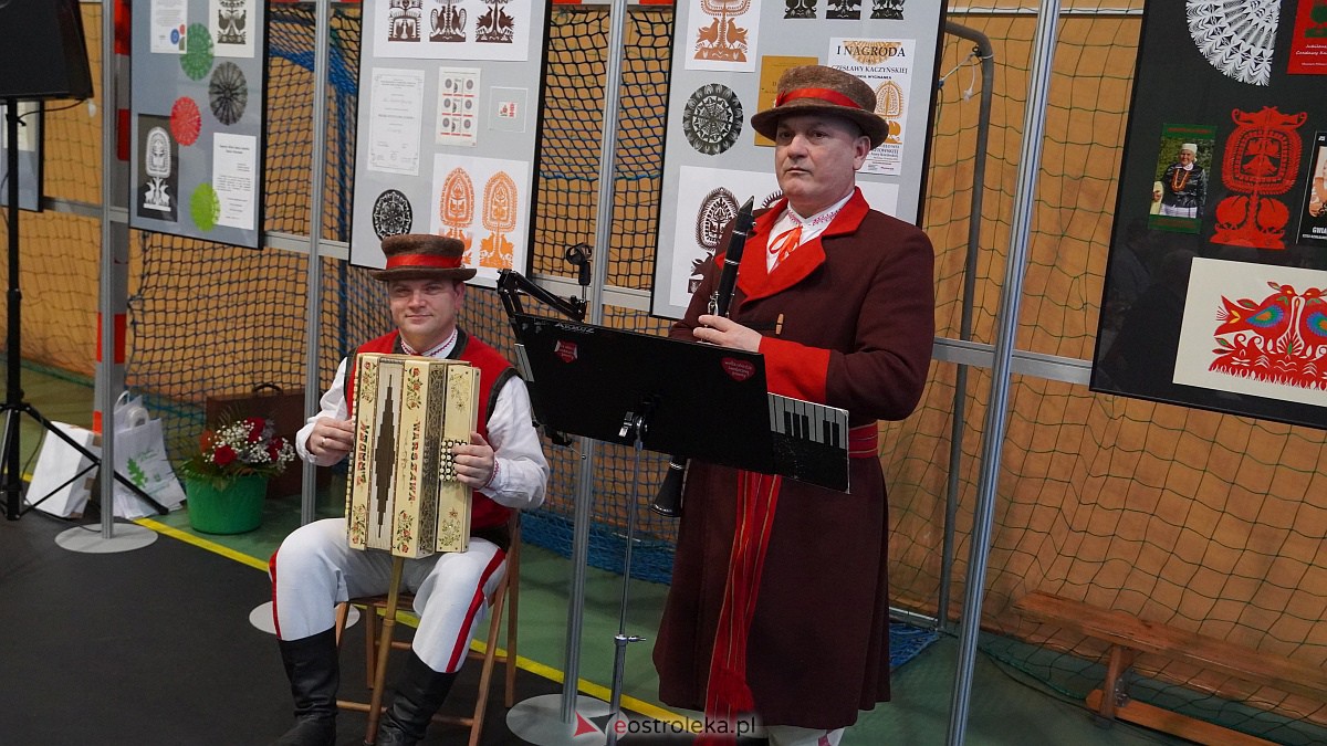 Jubileusz 65-lecia pracy twórczej Czesławy Kaczyńskiej [15.11.2022] - zdjęcie #32 - eOstroleka.pl