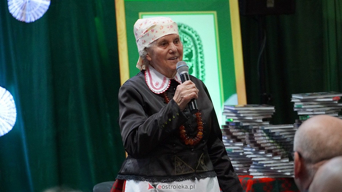 Jubileusz 65-lecia pracy twórczej Czesławy Kaczyńskiej [15.11.2022] - zdjęcie #30 - eOstroleka.pl