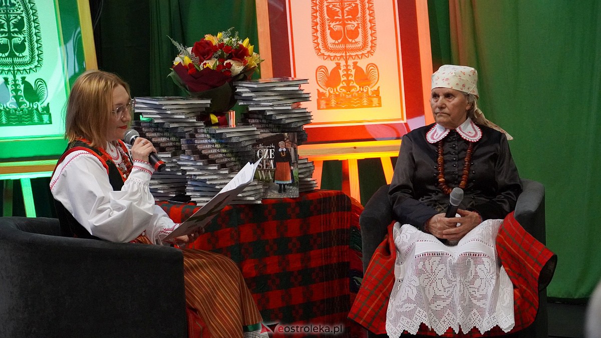 Jubileusz 65-lecia pracy twórczej Czesławy Kaczyńskiej [15.11.2022] - zdjęcie #14 - eOstroleka.pl