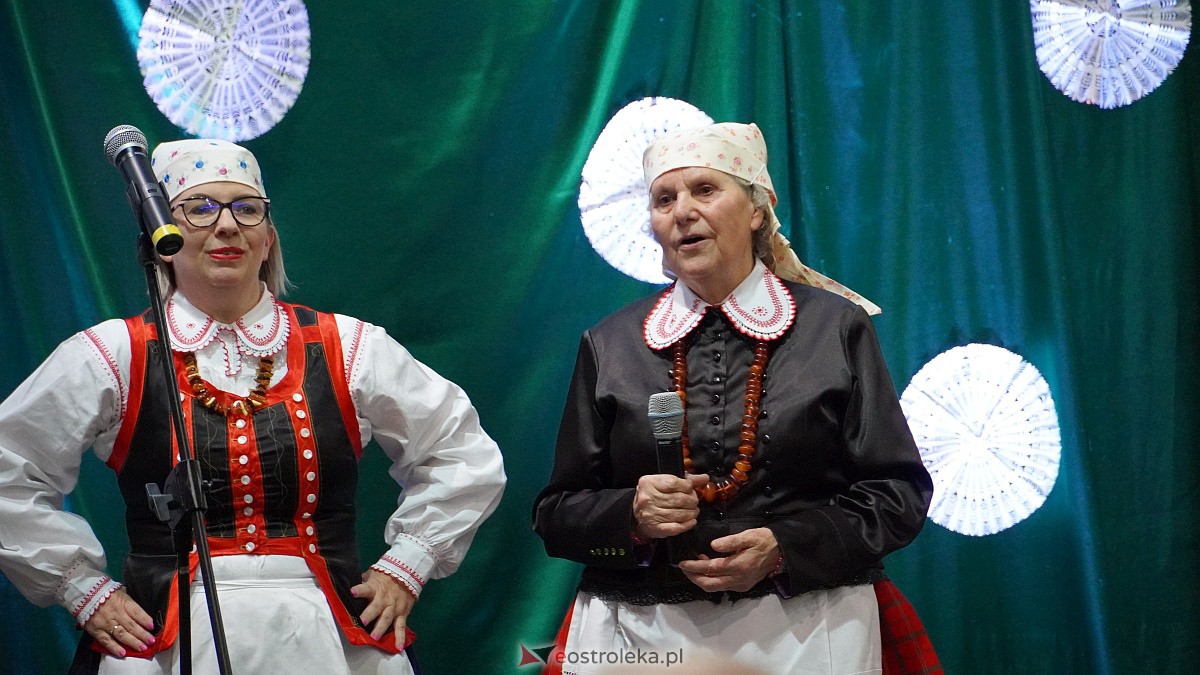 Jubileusz 65-lecia pracy twórczej Czesławy Kaczyńskiej [15.11.2022] - zdjęcie #8 - eOstroleka.pl