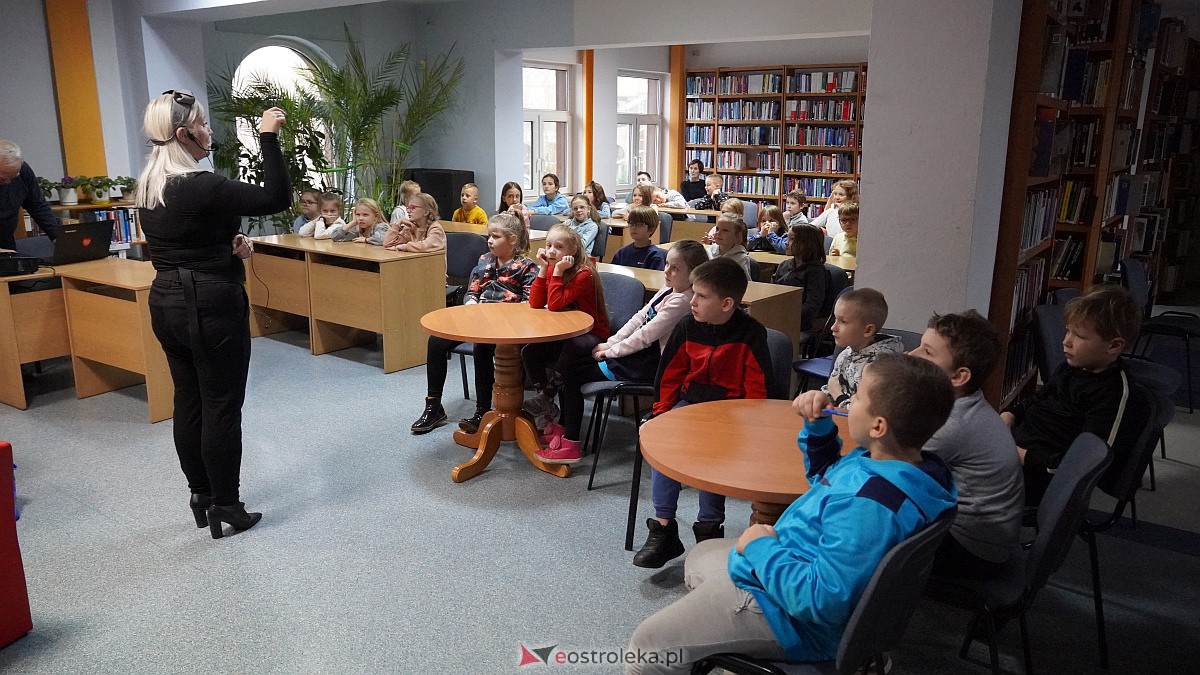 Nie tylko pszczółka Maja - warsztaty literackie dla dzieci [15.11.2022] - zdjęcie #18 - eOstroleka.pl