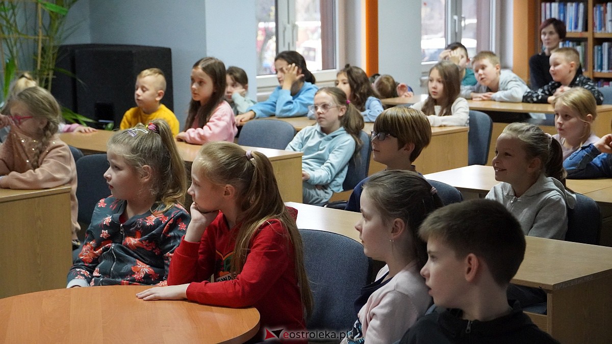 Nie tylko pszczółka Maja - warsztaty literackie dla dzieci [15.11.2022] - zdjęcie #15 - eOstroleka.pl