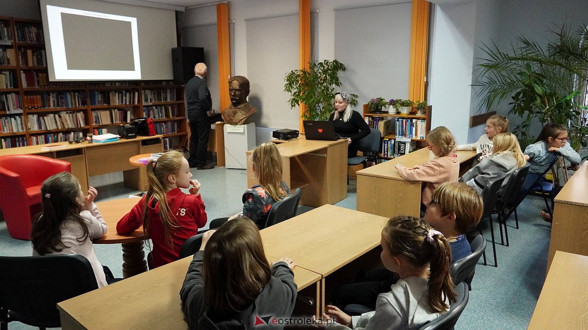 Nie tylko pszczółka Maja - warsztaty literackie dla dzieci [15.11.2022] - zdjęcie #2 - eOstroleka.pl
