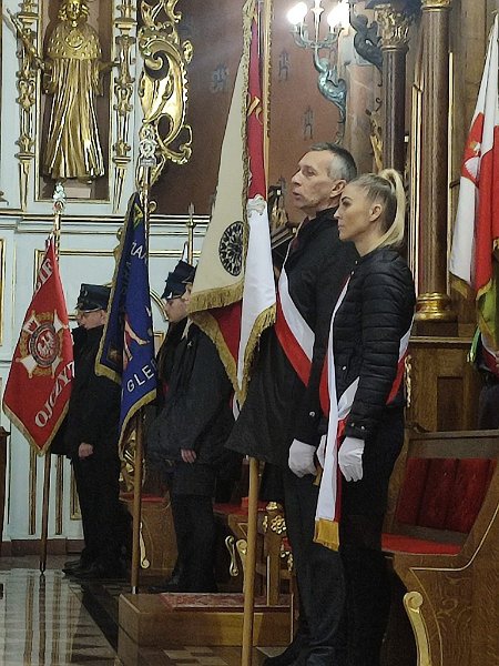 Święto Niepodległości. Tak wyglądały uroczystości patriotyczne w Kadzidle [17.11.2022] - zdjęcie #19 - eOstroleka.pl