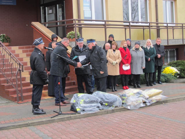 W Baranowie świętowano Dzień Niepodległości [17.11.2022] - zdjęcie #4 - eOstroleka.pl