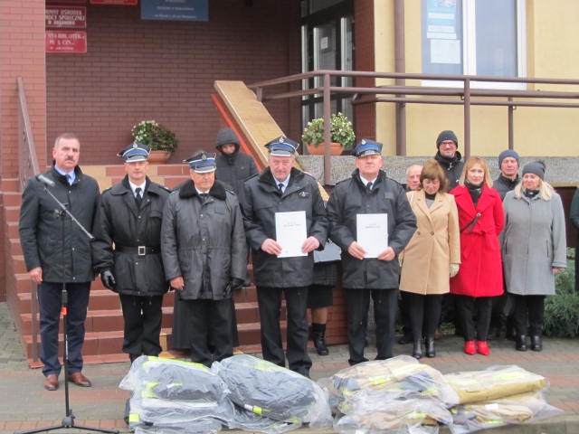 W Baranowie świętowano Dzień Niepodległości [17.11.2022] - zdjęcie #3 - eOstroleka.pl