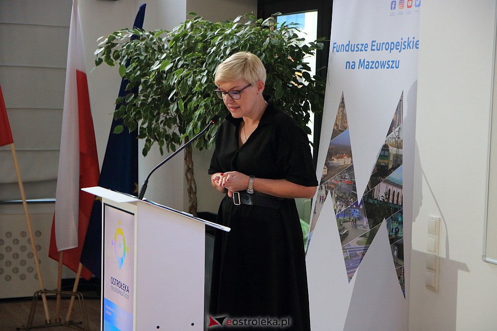 Konferencja w Multicentrum: “Przyszłość Mazowsza z Funduszami Europejskimi” [18.11.2022] - zdjęcie #11 - eOstroleka.pl