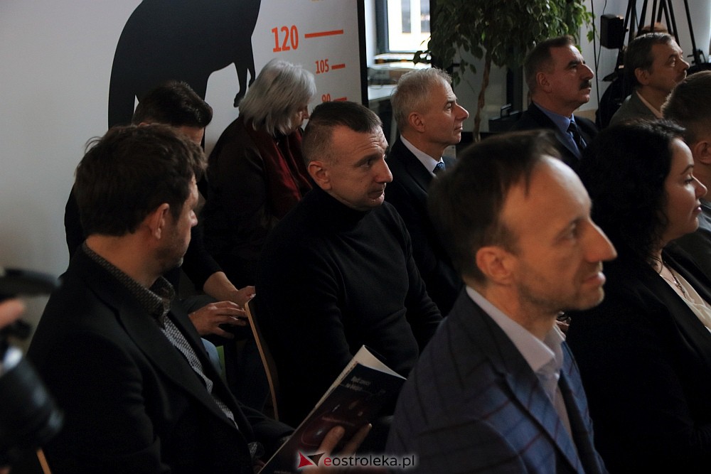 Konferencja w Multicentrum: “Przyszłość Mazowsza z Funduszami Europejskimi” [18.11.2022] - zdjęcie #22 - eOstroleka.pl