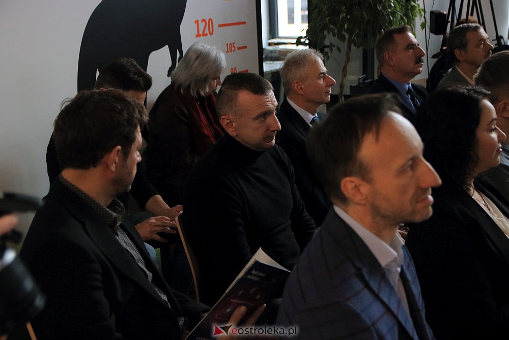 Konferencja w Multicentrum: “Przyszłość Mazowsza z Funduszami Europejskimi” [18.11.2022] - zdjęcie #13 - eOstroleka.pl